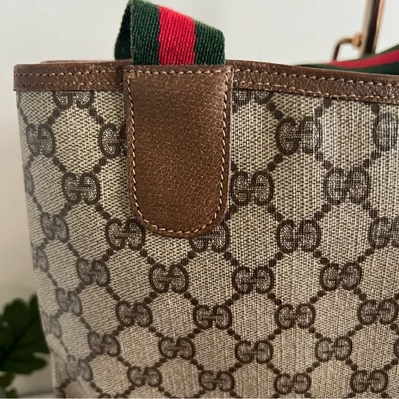 Authentic Gucci tote bag ❤️ - Picture 4 of 16